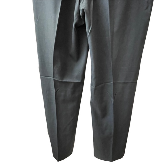 Haggar pants classic fit size 36 X 30 - Picture 3 of 10